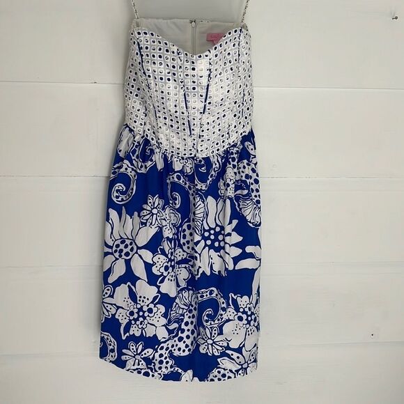 Lilly Pulitzer Strapless Blue and White Floral Mini Dress Size 6 - Picture 2 of 14